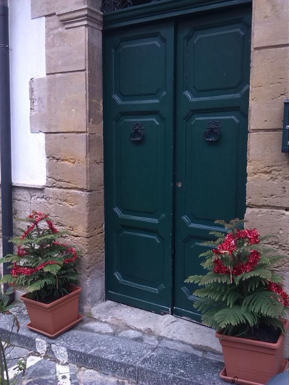 B&B Largo Barile Caltanissetta Exterior foto
