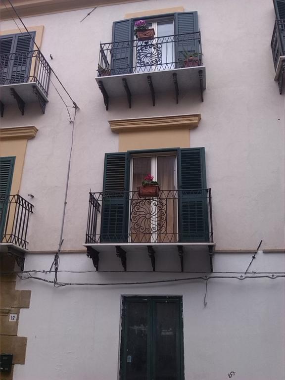 B&B Largo Barile Caltanissetta Exterior foto